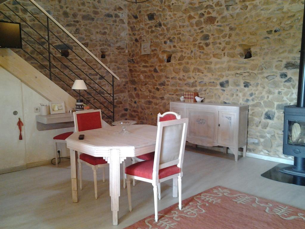 Le Clos Du Merle Savigny  Zimmer foto