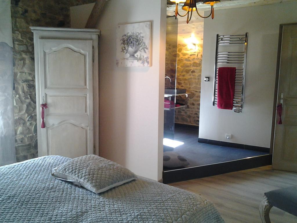 Le Clos Du Merle Savigny  Zimmer foto